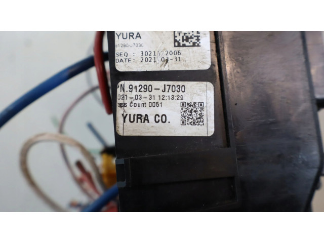 Блок предохранителей     KIA Ceed    