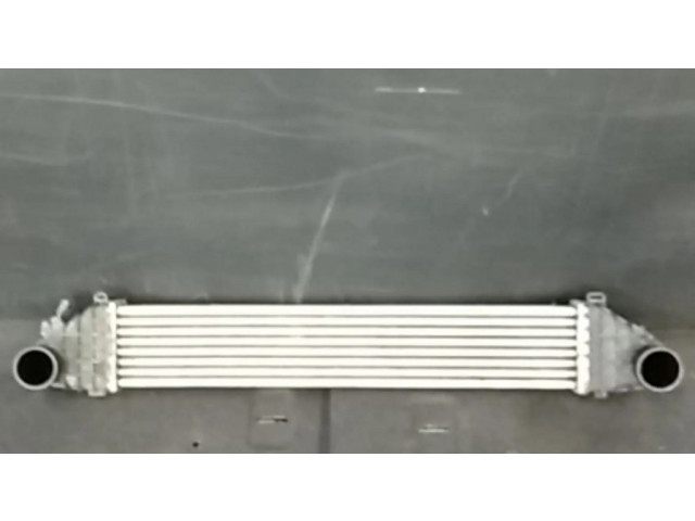 Интеркулер  31317905   Volvo V50 2.0