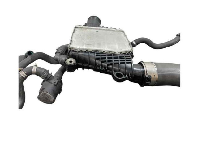 Интеркулер GX736K775AC, GX736K775AF Jaguar XE