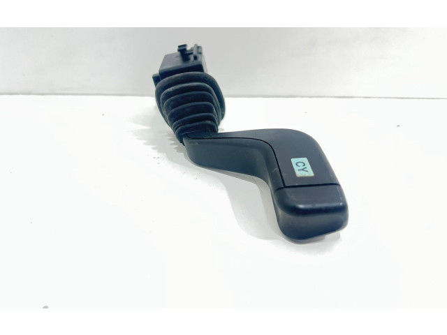 Ручка стеклоочистителей Opel Meriva A