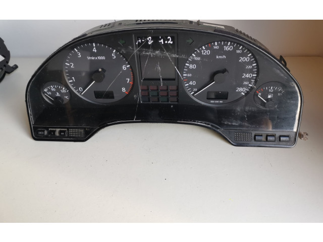 Přístrojová deska  Audi A8 S8 D2 4D 1997 81117764, 110008639  