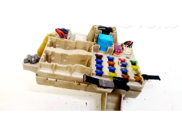   Pojistková skříňka    Mazda 6 2003