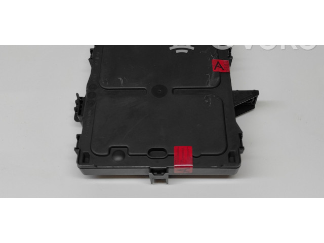 Блок управления 284B19561R   Renault Clio V