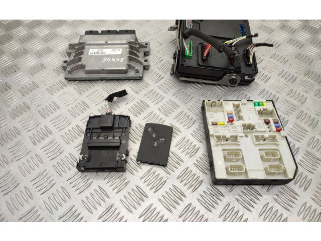 Zpětné zrcátko Renault Zoe 2018 284B15472R, 285909828R