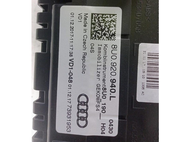 Панель приборов 8U0920940L Audi Q3 8U