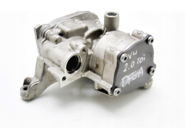 Масляный насос 04L145208AB Skoda Superb B5 (3U)