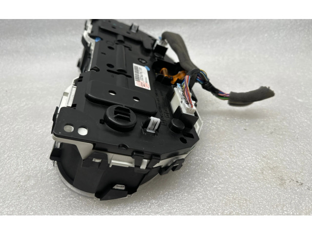 Přístrojová deska Nissan Qashqai+2 2013 4EL7A