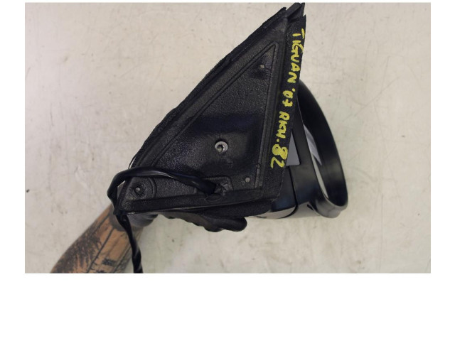 Zpětné zrcátko  Volkswagen Tiguan 2008    