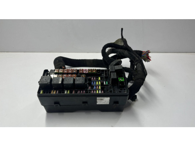 Блок предохранителей 670035361   Maserati Levante    