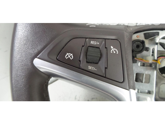 Руль Opel Meriva B  2010 - 2016 года 13351263      