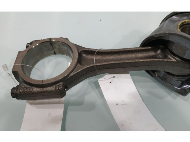  Поршень с шатуном BKP 038J  Volkswagen PASSAT B6  