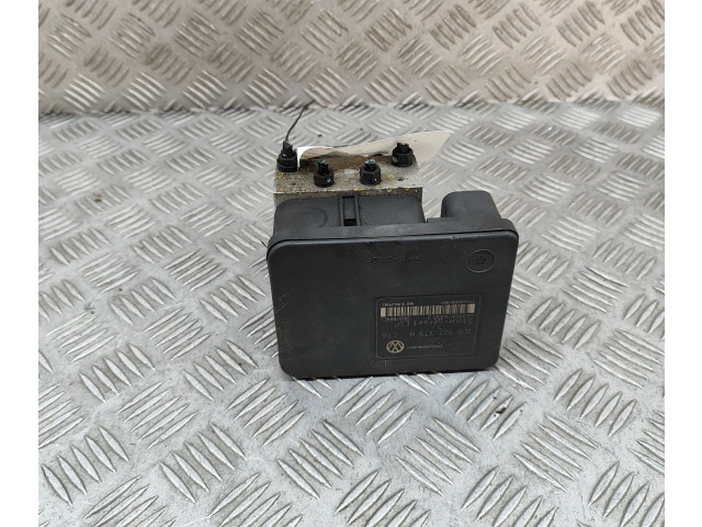 Jednotka ABS 1J0614517J   Volkswagen New Beetle 2004