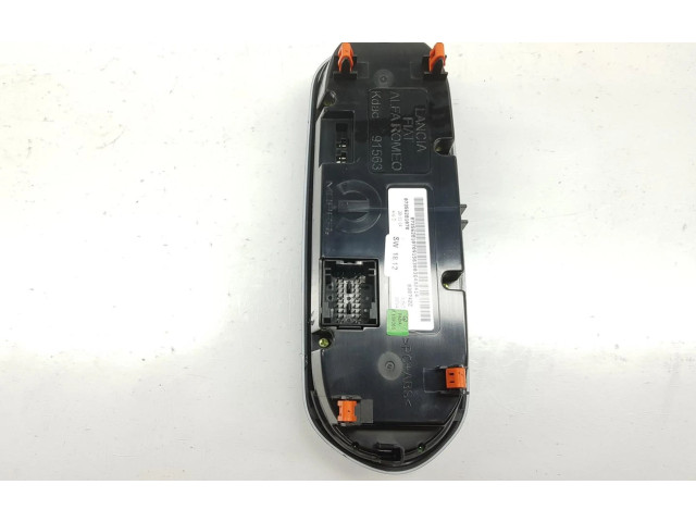 Блок управления климат-контролем 735657793, 735634905 Jeep Renegade