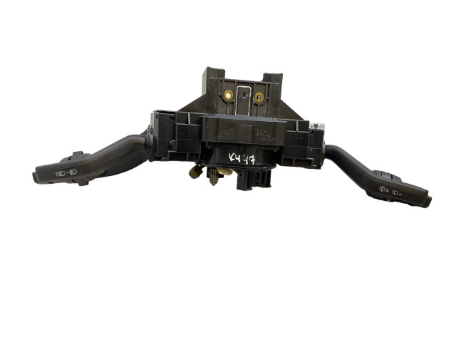 Подрулевой переключатель 13N064, 10SEP08ABR1   Ford Focus