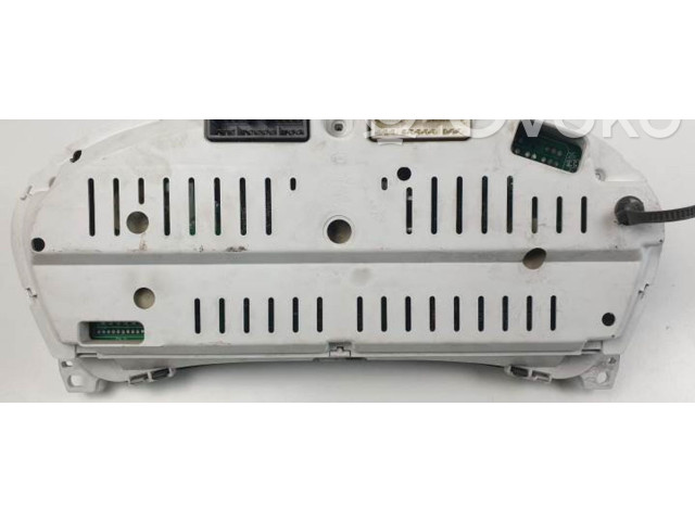 Přístrojová deska Hyundai Tucson JM 2006 940132B420