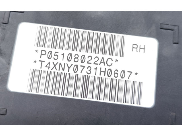 Подушка безопасности в сиденье P05108022AC   Jeep Grand Cherokee