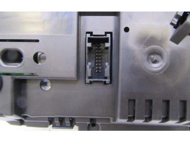 Přístrojová deska BMW 1 E81 E87 2011 918733001