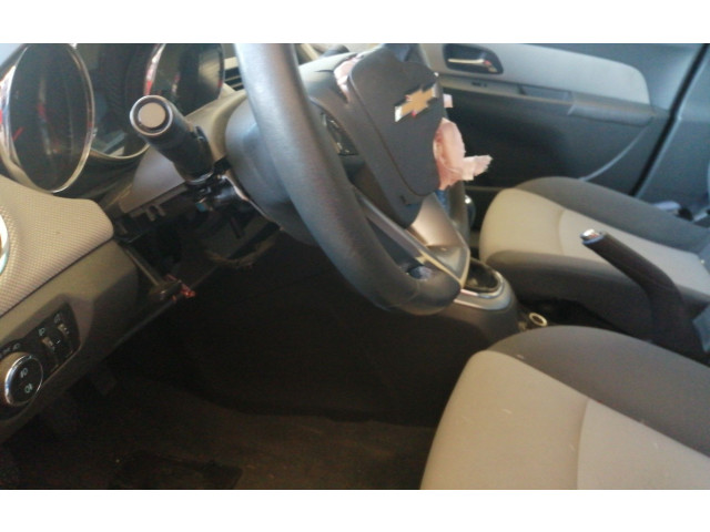 Volant Chevrolet Cruze 2009 95227506  