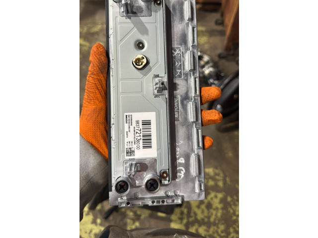 Дисплей    9837721380   Peugeot 2008 II