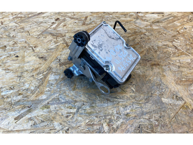 Блок АБС    BMW  X3 F25  2010 - 2017 года