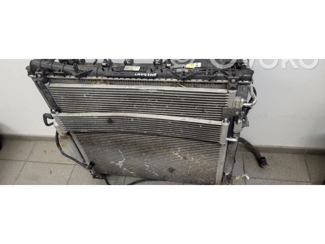 Комплект радиатора Land Rover Range Rover Velar 2017 - года CPLA19C600AE, CFLA19E839AG