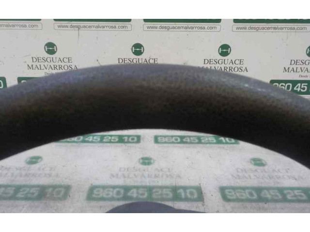 Руль Dacia Sandero - года 807209299R, 2PINES