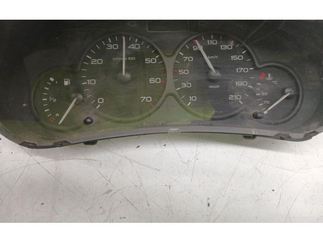 Přístrojová deska  Citroen Berlingo 2002 9662745180  