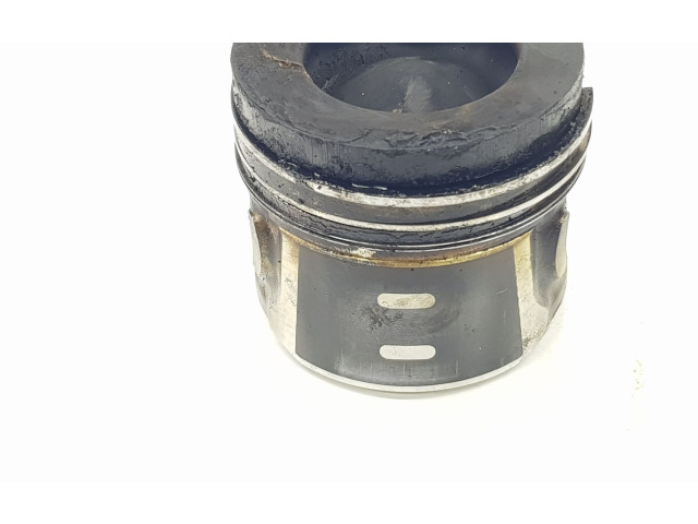  Поршень с шатуном  1607373680, 1607373680  Peugeot 2008 I  