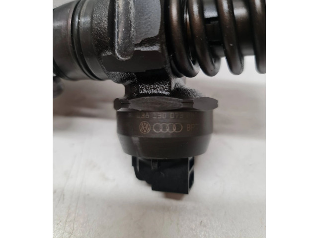 Vstřikovač 038130073BN Volkswagen Caddy BLS