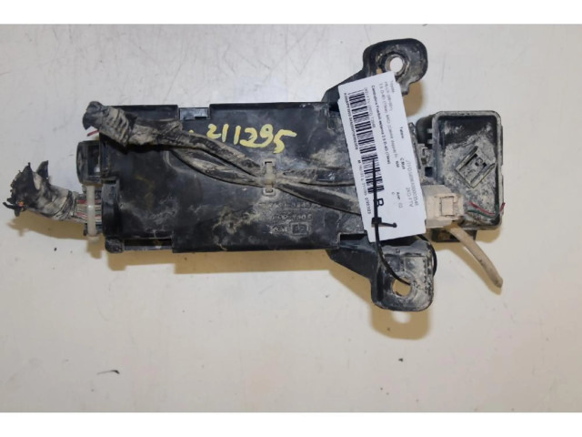 Pojistková skříňka Toyota Hilux (N140, N150, N160, N170) 2001