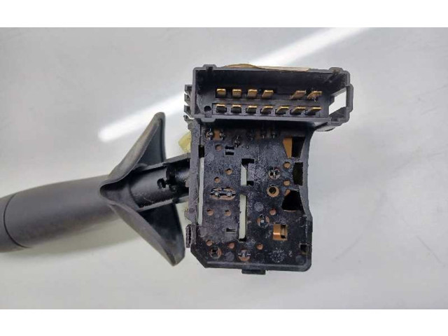 Ручка стеклоочистителей 6001551357, 01057666   Dacia Sandero