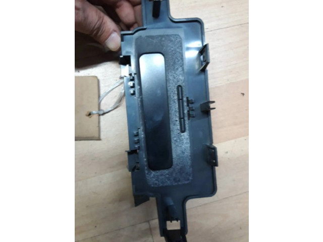 Дисплей    8200107839-B   Renault Megane II