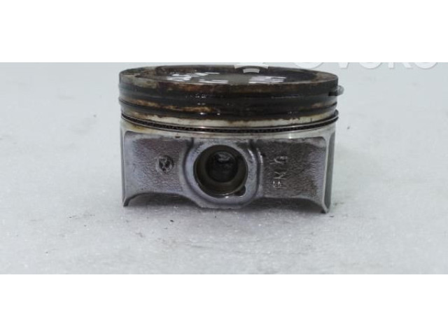 Поршень 15R1 Volkswagen Golf VI