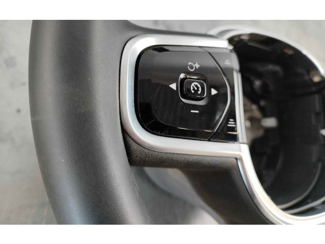 Volant Volvo XC60 2025 32366296, 32241905