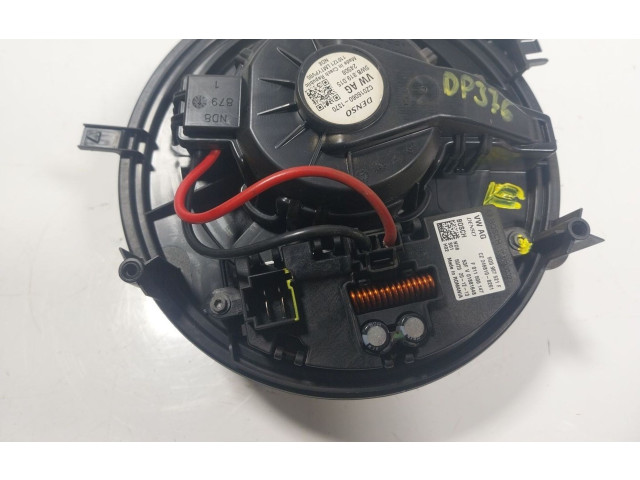 Вентилятор печки 5WB819015, 5WB819015 Skoda Karoq