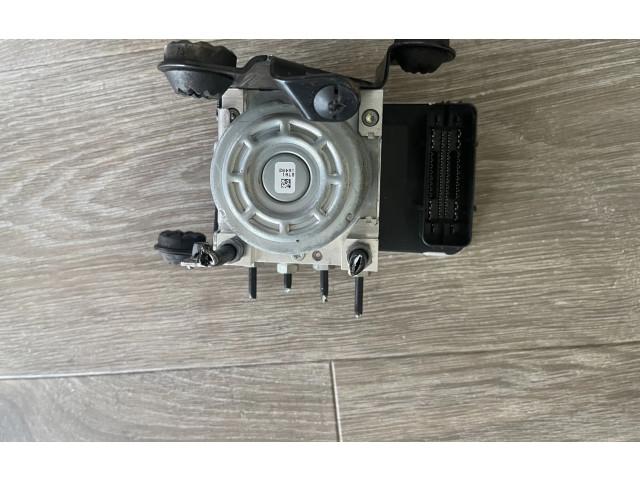 Блок управления АБС P31680101, 31680098 Volvo S90, V90