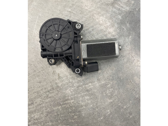 Zámek zadních dveří Audi A8 S8 D4 4H 2010