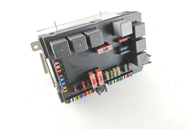 Pojistková skříňka A2215403050, A2215450801 Mercede-Benz S W221 2006