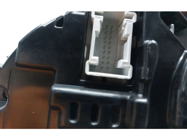 Přístrojová deska Mercedes-Benz GLC X253 C253 2016 A2059002927, A2059018608