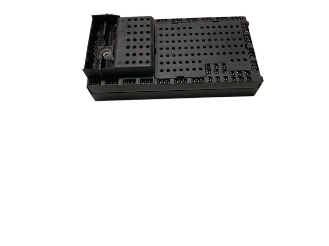 Блок предохранителей  08696040   Volvo V70    
