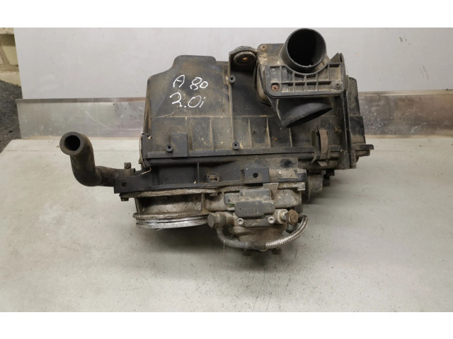 Топливная рампа 0438121070, 026133353D Audi 80 90 B3