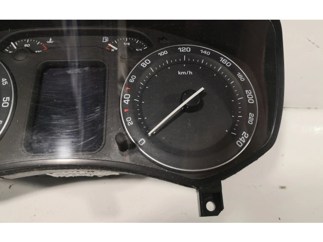 Панель приборов 1Z0920841D, V0918066 Skoda Octavia Mk2 (1Z)