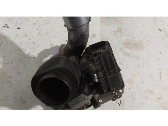 Turbodmychadlo Турбина 059145721F Audi A4 S4 B7 8E 8H 2.7