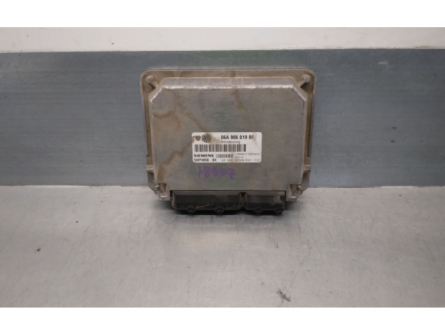 Блок управления двигателя 06A906019BF, 5WP485804 Volkswagen Golf SportWagen
