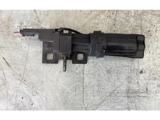 Zámek zadních dveří Renault Vel Satis 2008