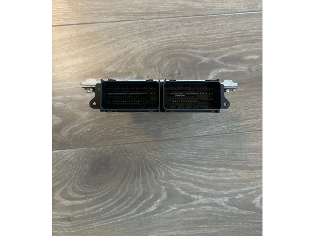 Блок управления двигателя 32242004   Volvo S90, V90