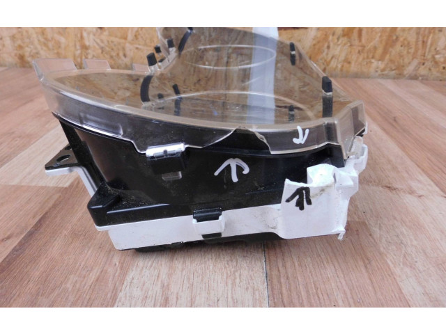 Přístrojová deska Toyota RAV 4 (XA50) 2019 838004A650