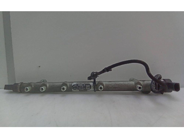 Топливная рампа A6110700395 Mercedes-Benz A W169