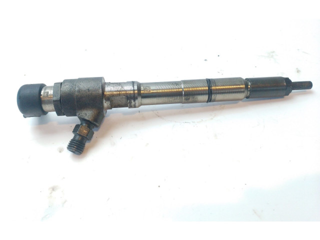 Форсунка 338002A400    Hyundai Getz  D4FA 