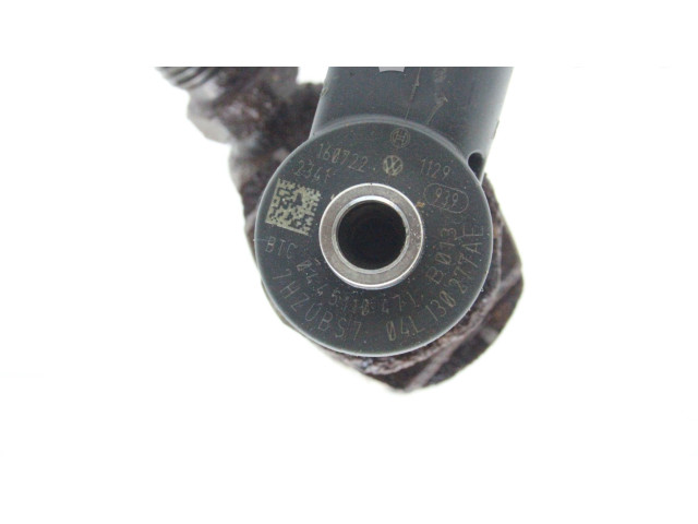 Форсунка 04L130277AE Audi Q5 SQ5 DETA